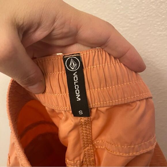 VOLCOM mens center trunks turbo orange Board shorts Surf Swimsuit trunks 6” S - Picture 4 of 11
